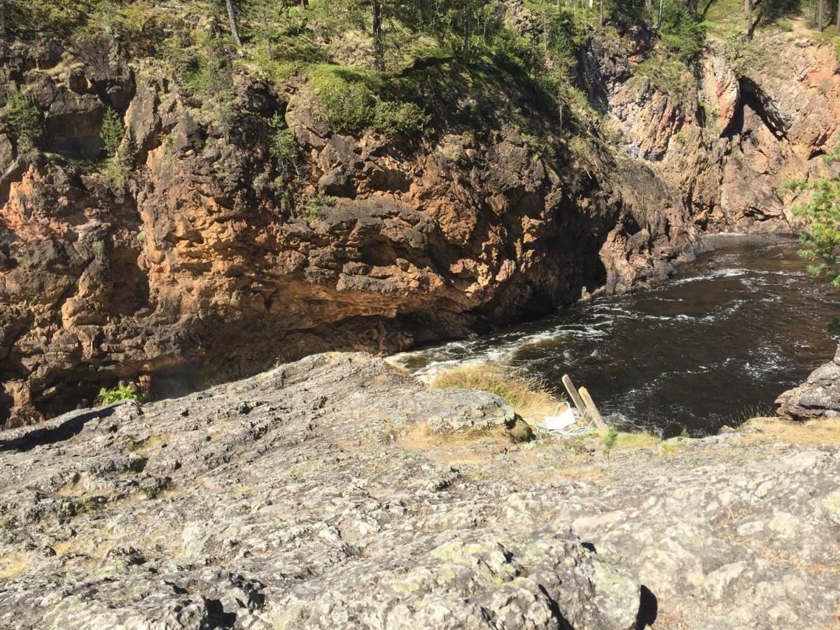 Rukanloimu Buitenkant foto